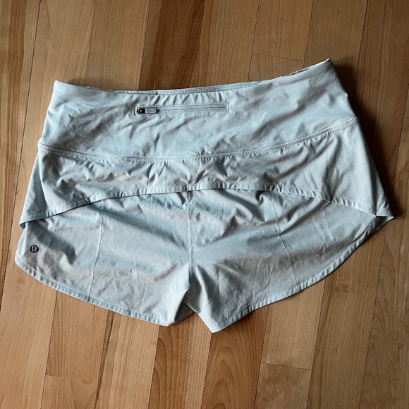 Lululemon speed up size 12 - Picture 8 of 11